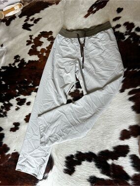 Figs Women's Reversible Straight Leg Scrub Pants